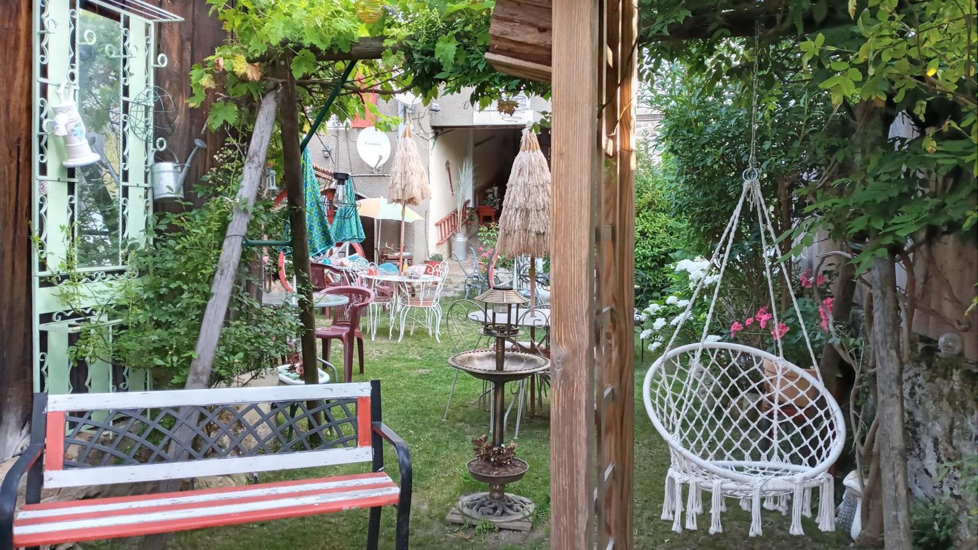 Bed and Breakfast Le Relais De Rochepaule Exterior foto