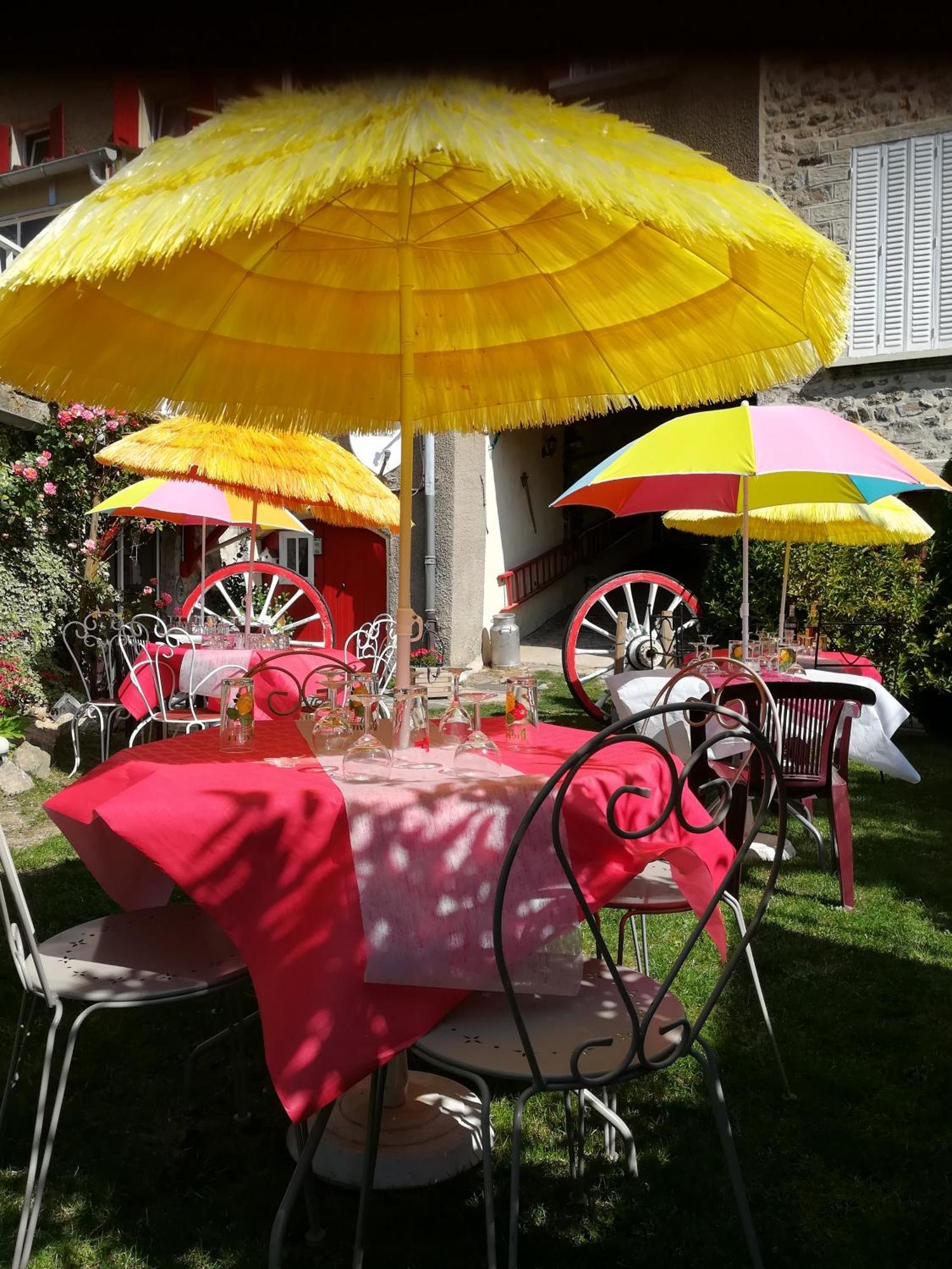 Bed and Breakfast Le Relais De Rochepaule Exterior foto