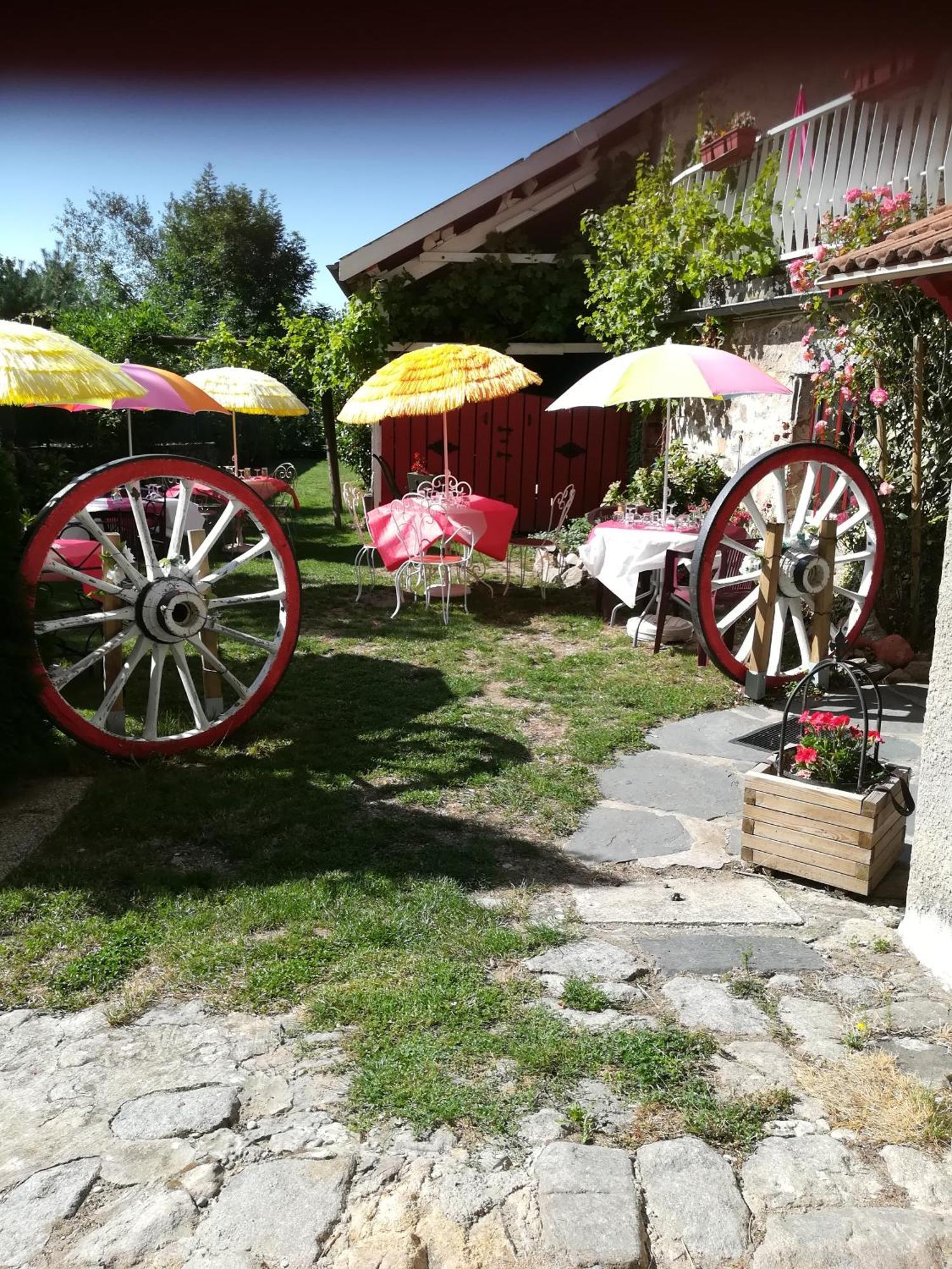 Bed and Breakfast Le Relais De Rochepaule Exterior foto