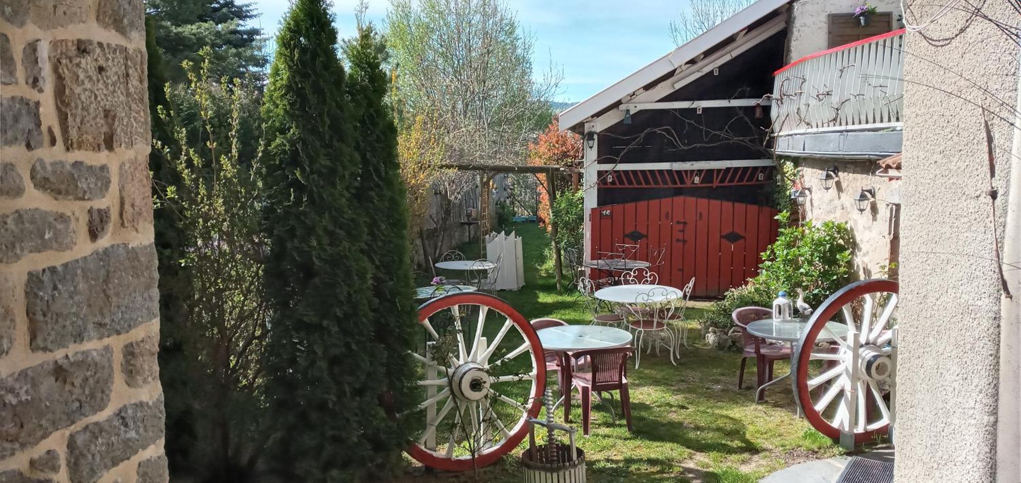 Bed and Breakfast Le Relais De Rochepaule Exterior foto