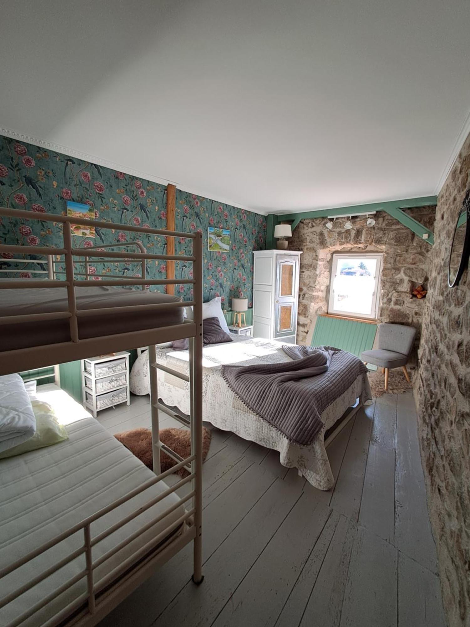 Bed and Breakfast Le Relais De Rochepaule Exterior foto